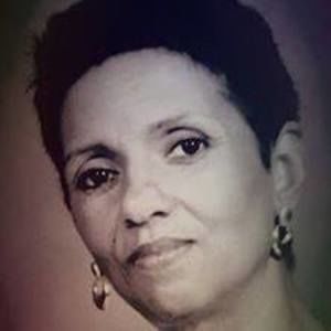 Meet your Posher, Nannette